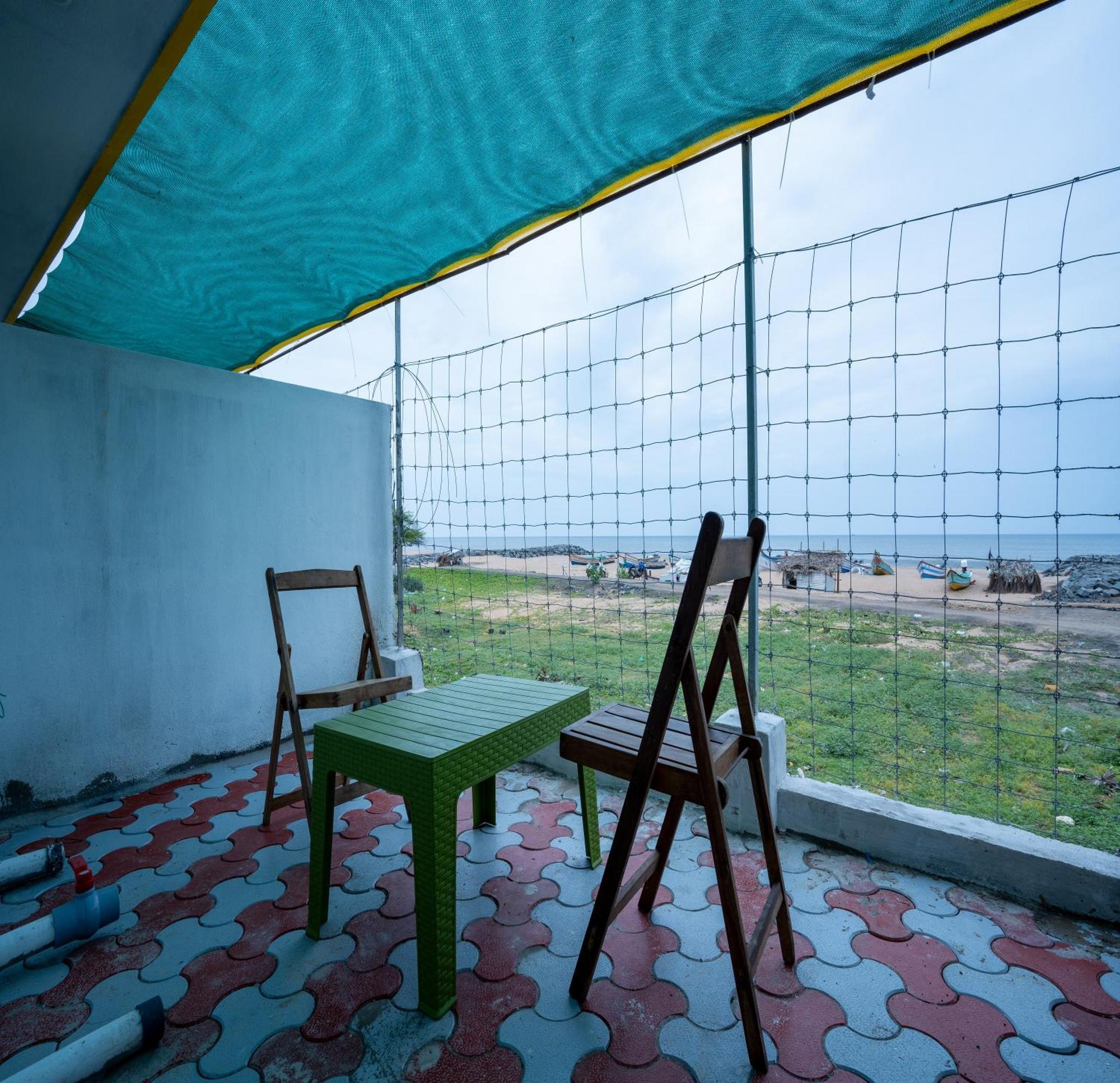 Auro Beach Resort بونديتْشيري المظهر الخارجي الصورة
